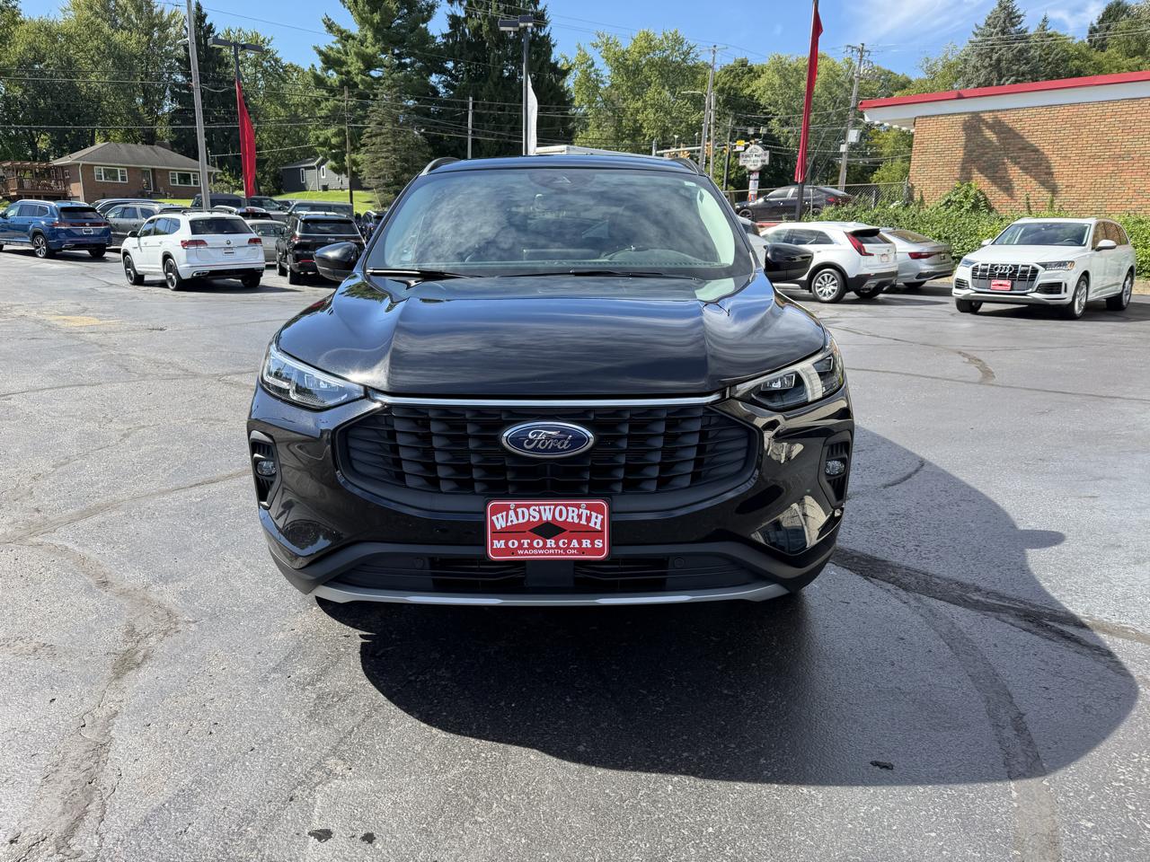 Ford Escape Platinum AWD 2025