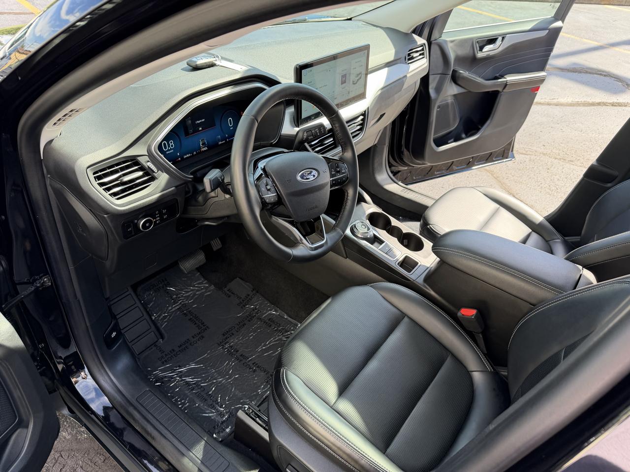 Ford Escape Platinum AWD 2025