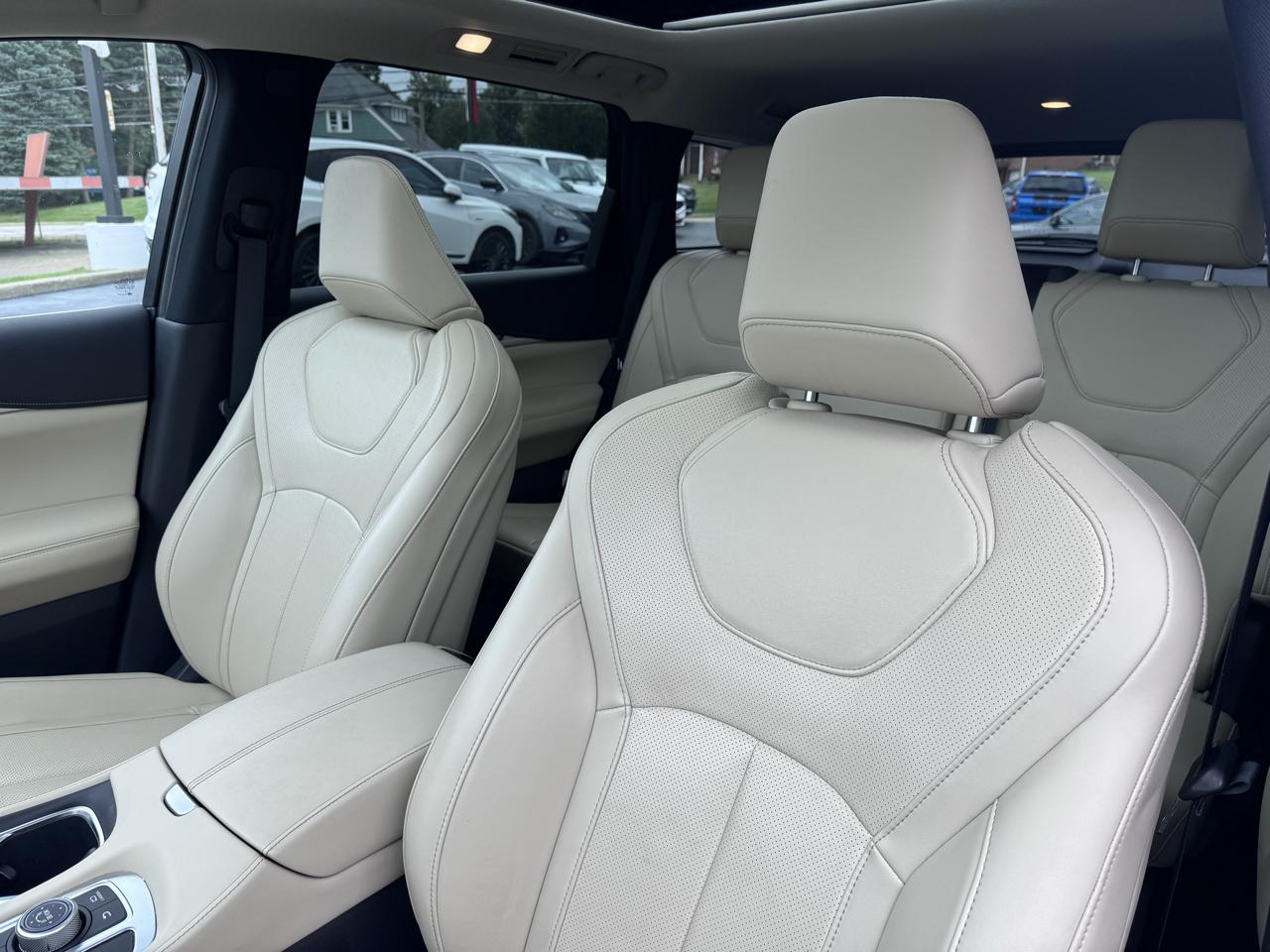 Infiniti QX60 LUXE AWD 2024