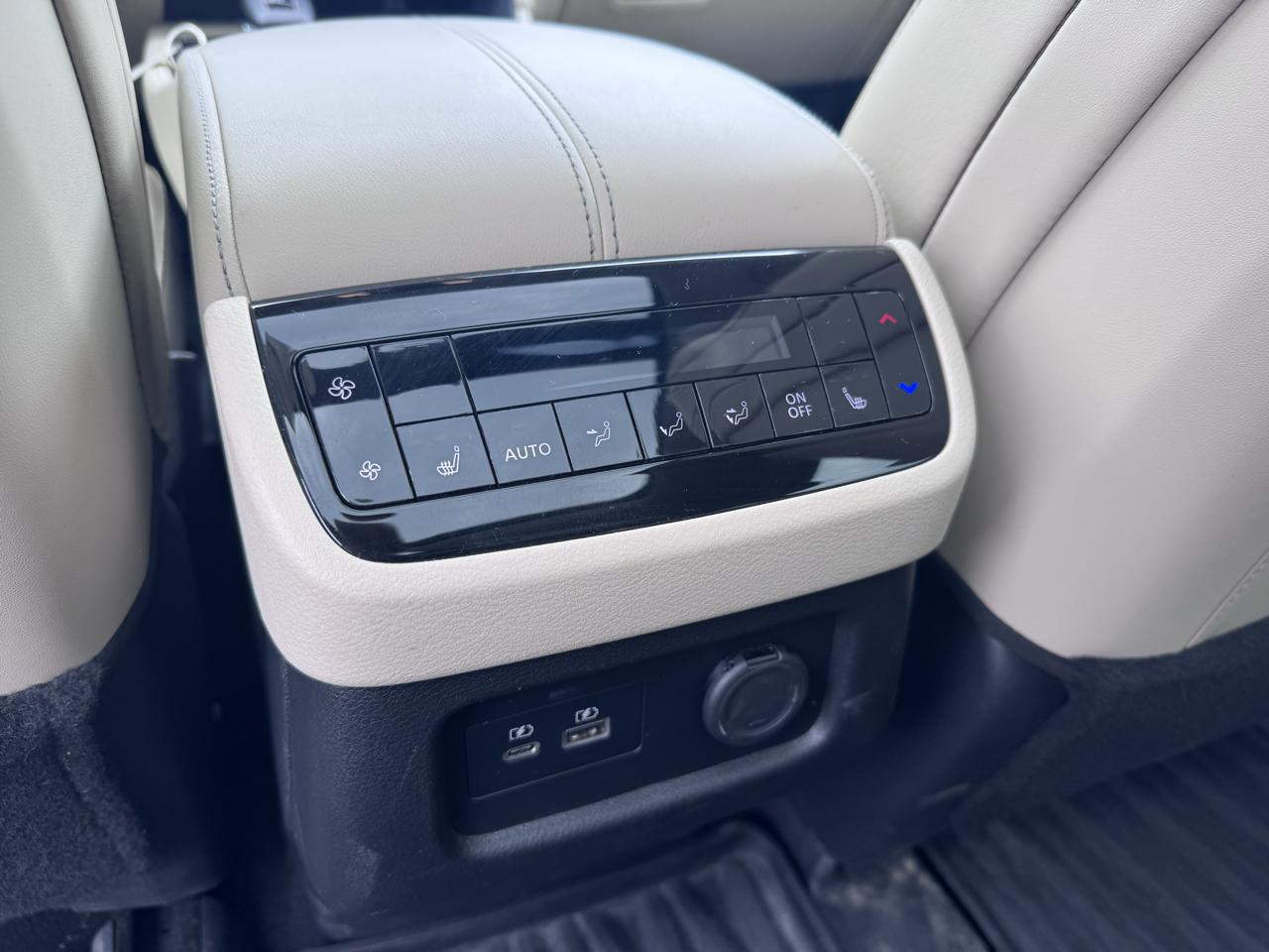 Infiniti QX60 LUXE AWD 2024