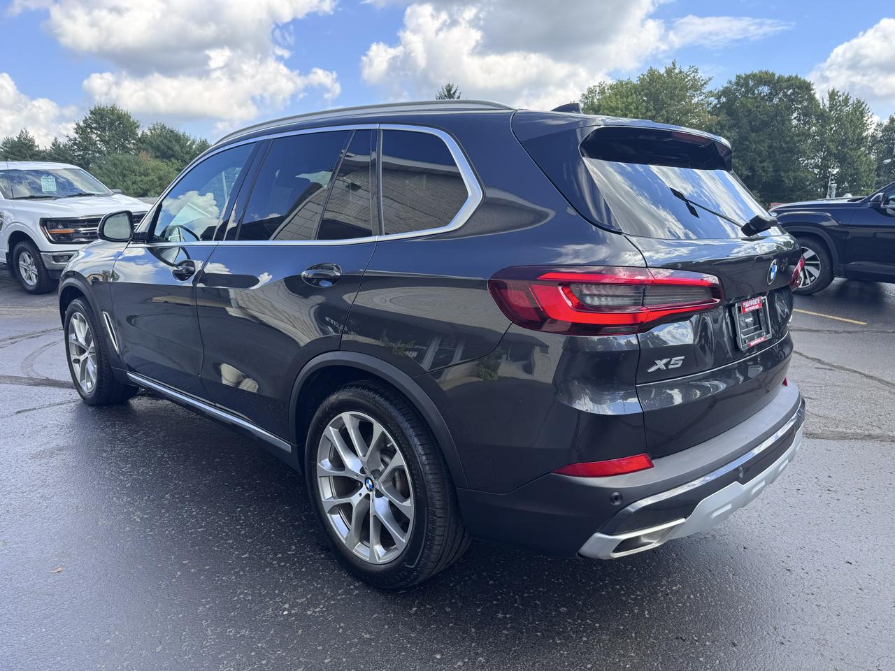 BMW X5 xDrive40i Sports Activity Vehicle 2023
