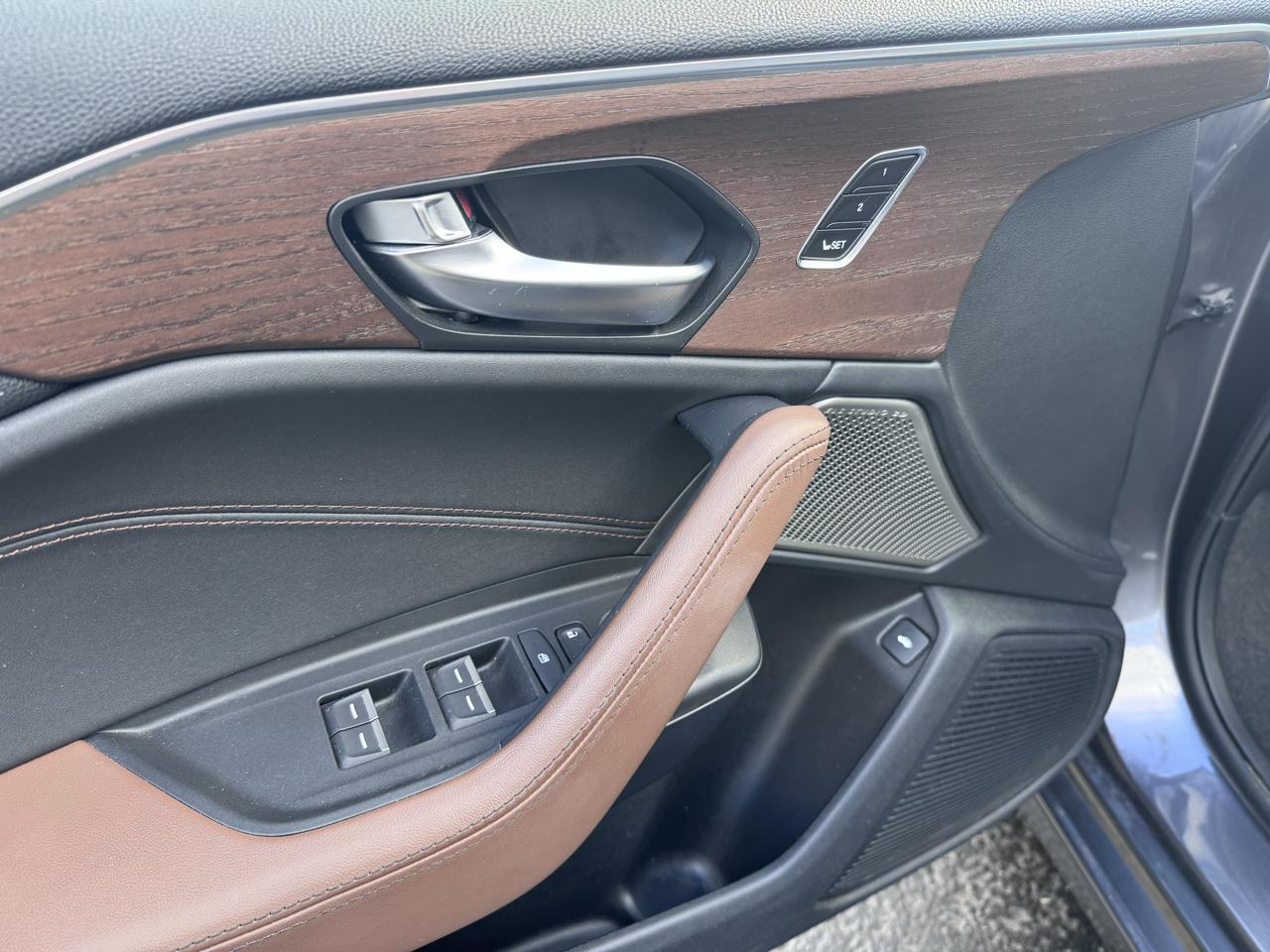 Acura TLX Platinum Elite SH-AWD Sedan 2022