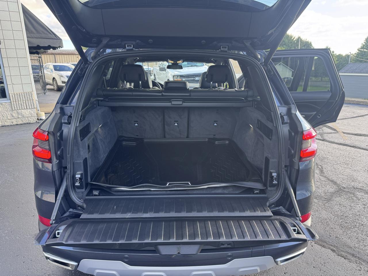BMW X5 xDrive40i Sports Activity Vehicle 2022