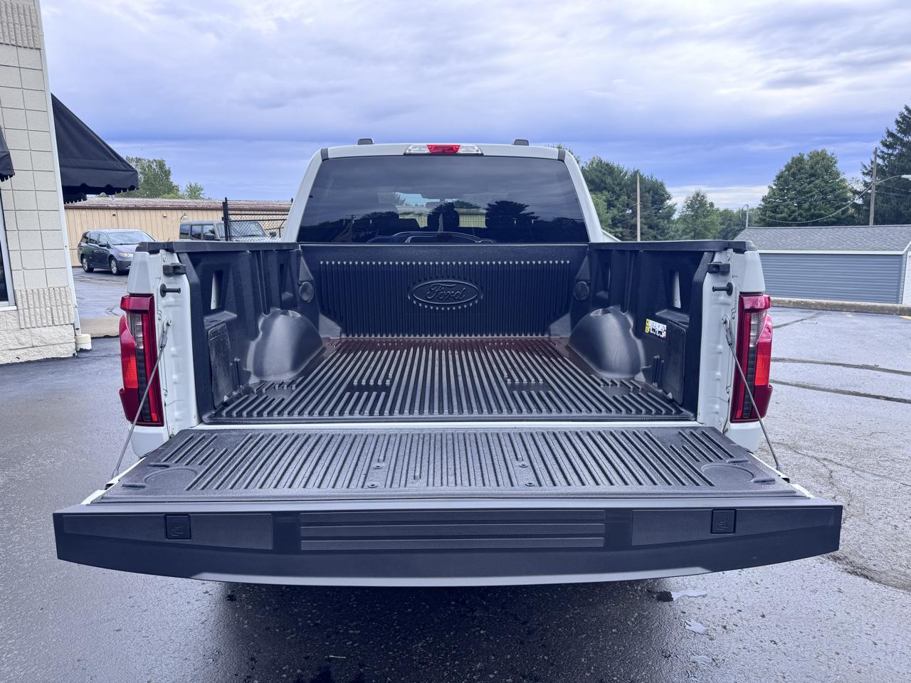 Ford F-150 STX 4WD SuperCrew 5.5' Box 2024