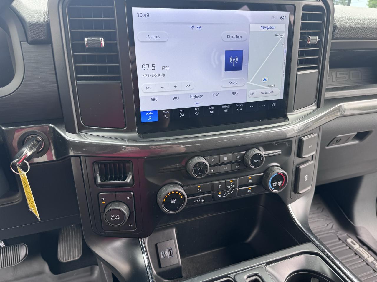 Ford F-150 STX 4WD SuperCrew 5.5' Box 2024