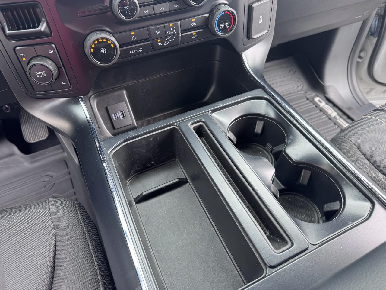 Ford F-150 STX 4WD SuperCrew 5.5' Box 2024