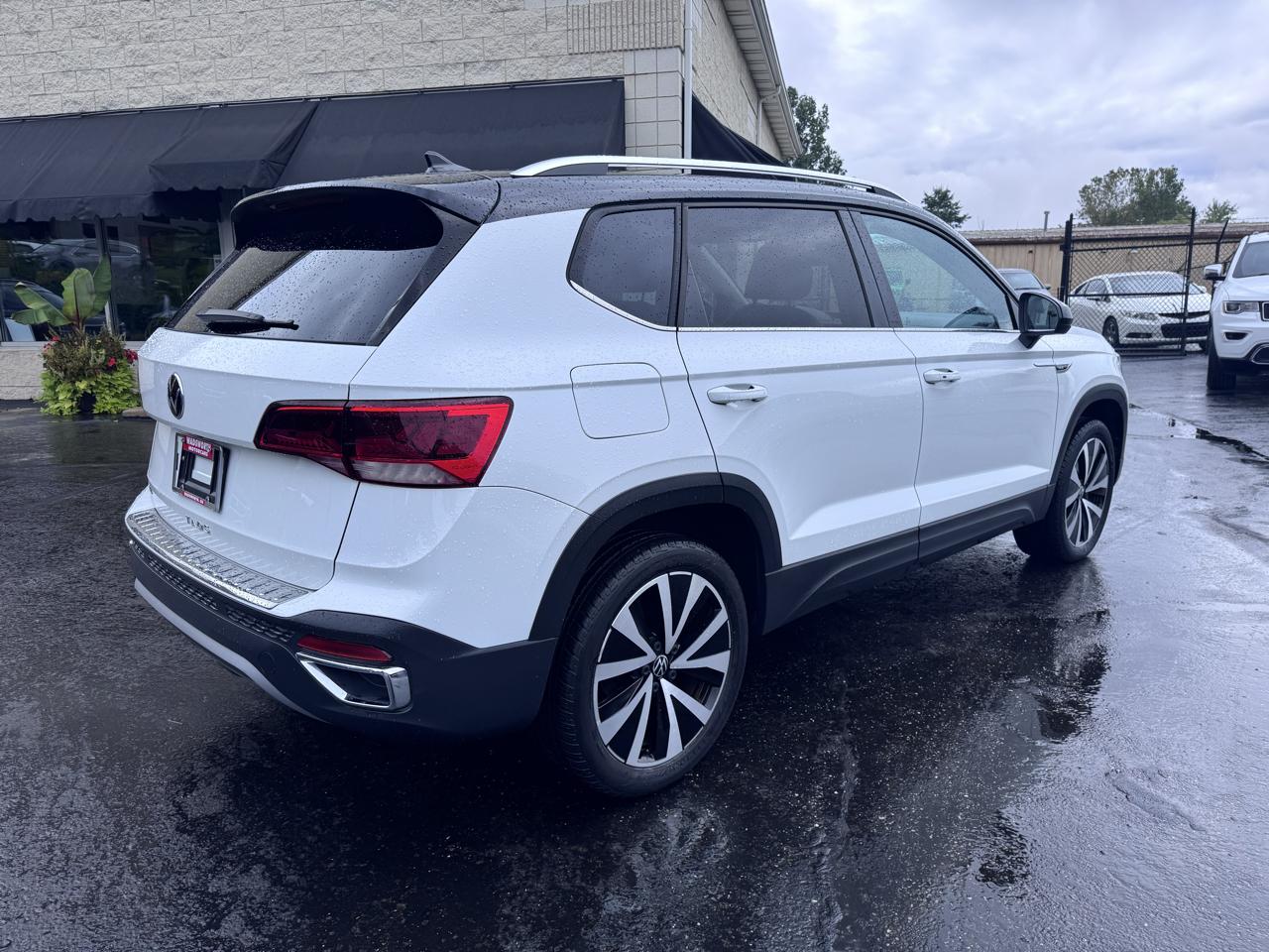 Volkswagen Taos SE FWD 2023