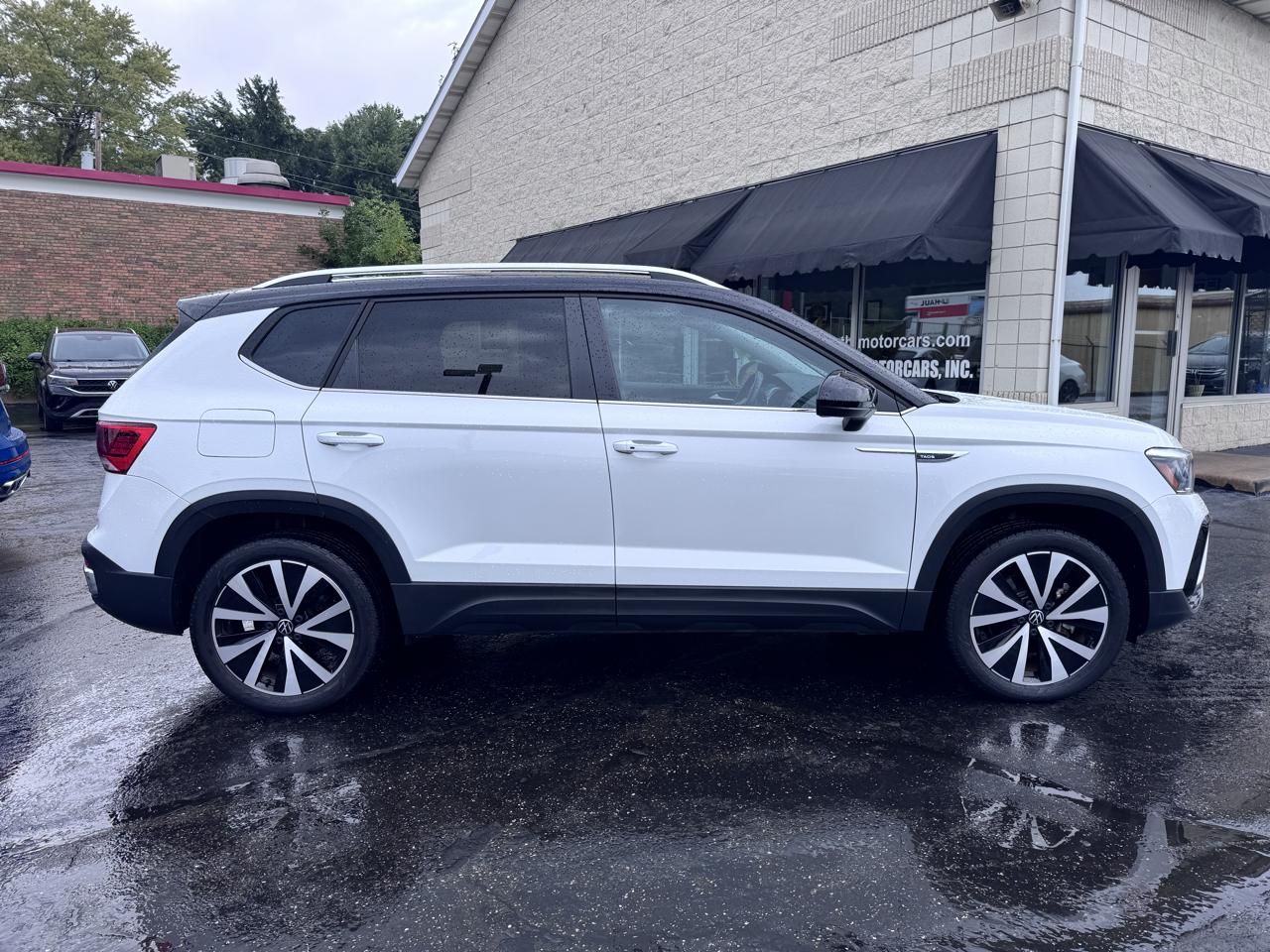 Volkswagen Taos SE FWD 2023