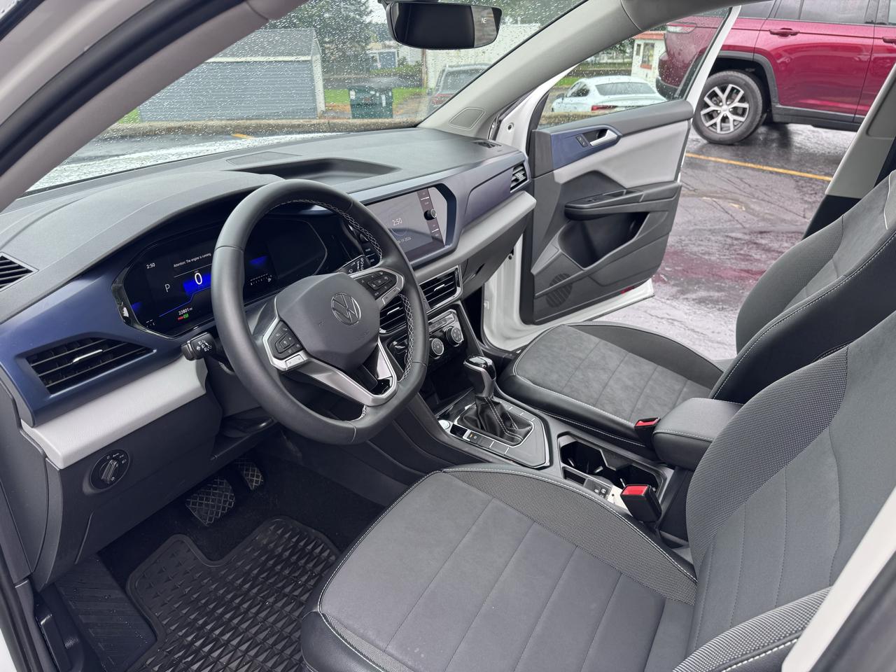 Volkswagen Taos SE FWD 2023