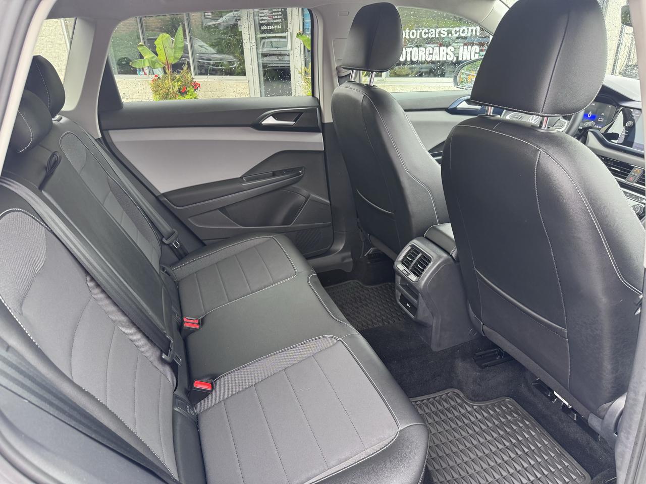 Volkswagen Taos SE FWD 2023