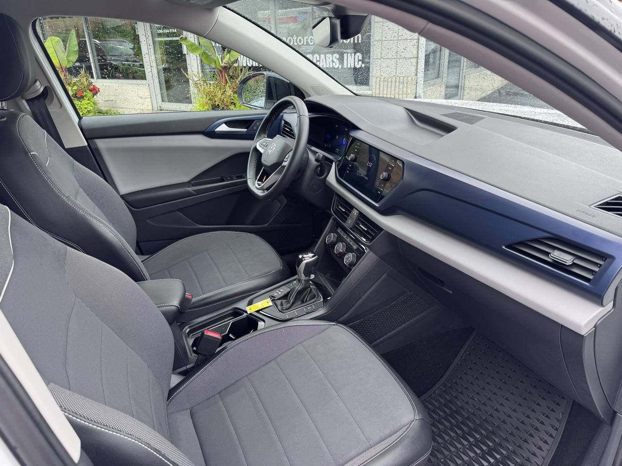 Volkswagen Taos SE FWD 2023