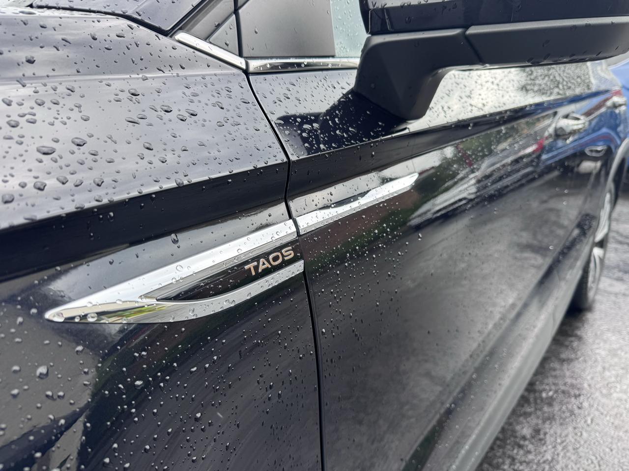 Volkswagen Taos SE FWD 2023