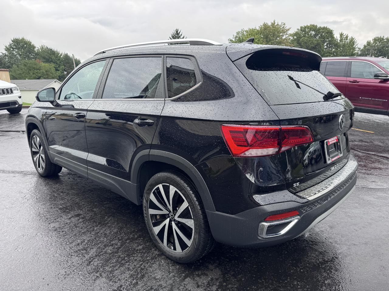 Volkswagen Taos SE FWD 2023