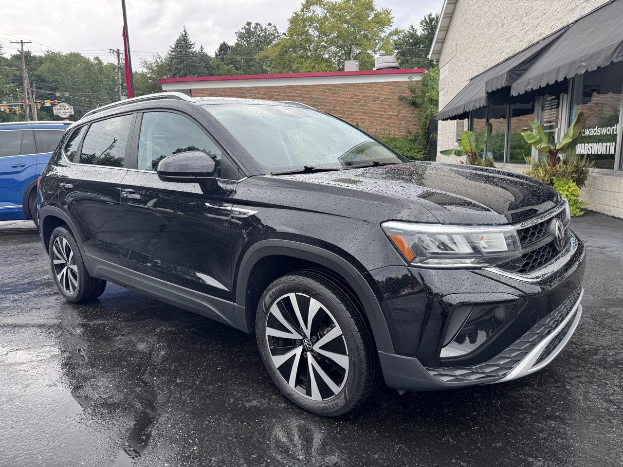 Volkswagen Taos SE FWD 2023