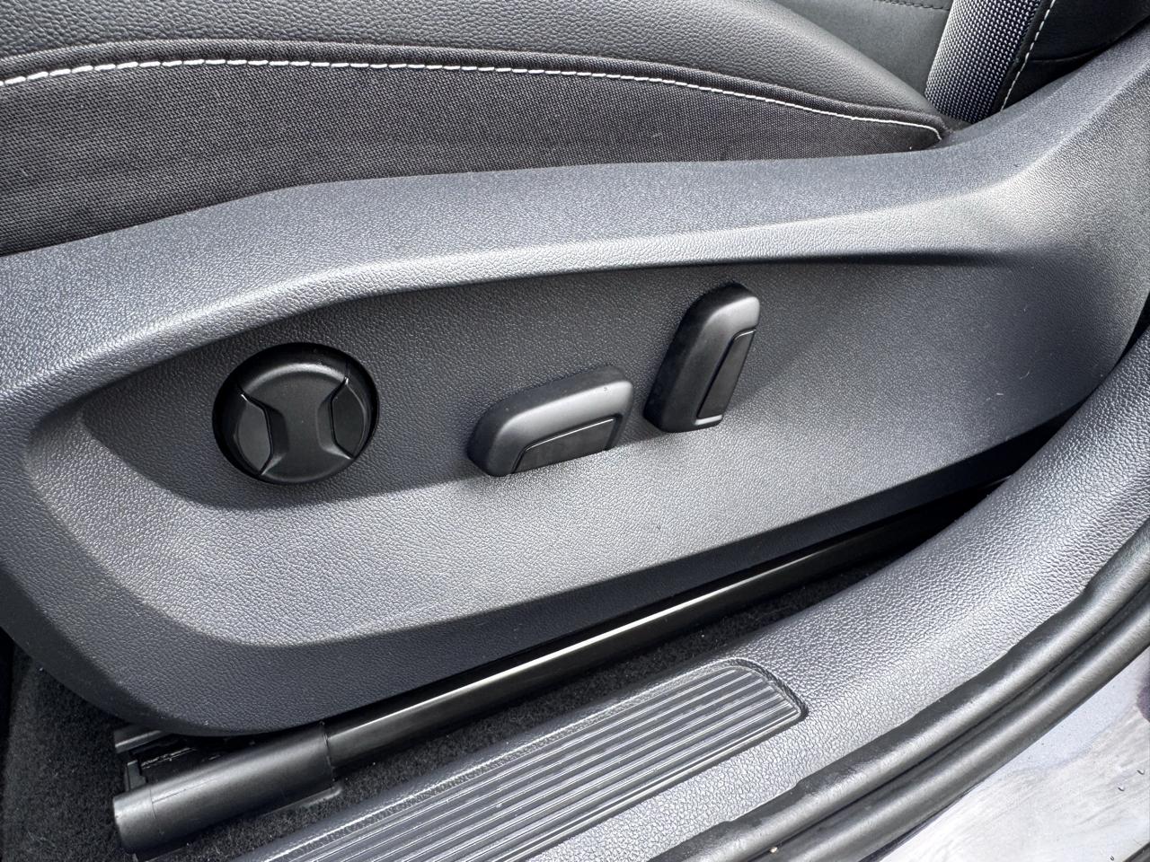 Volkswagen Taos SE FWD 2023