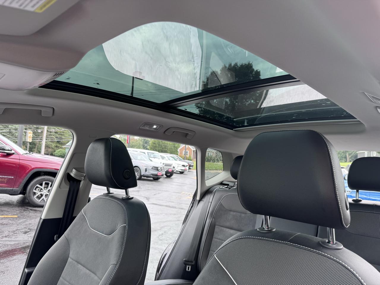 Volkswagen Taos SE FWD 2023