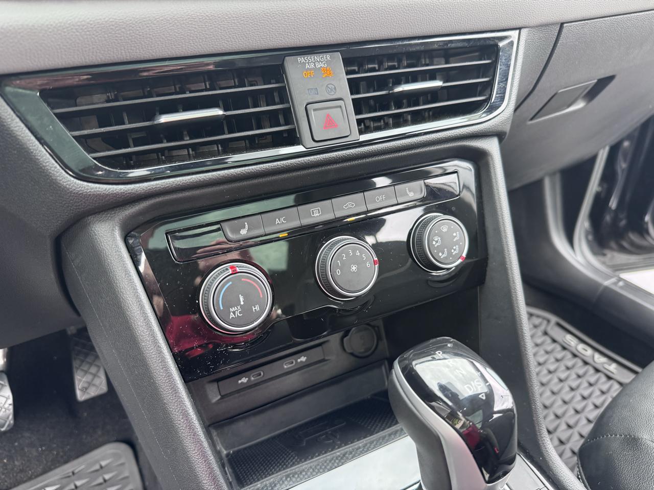 Volkswagen Taos SE FWD 2023