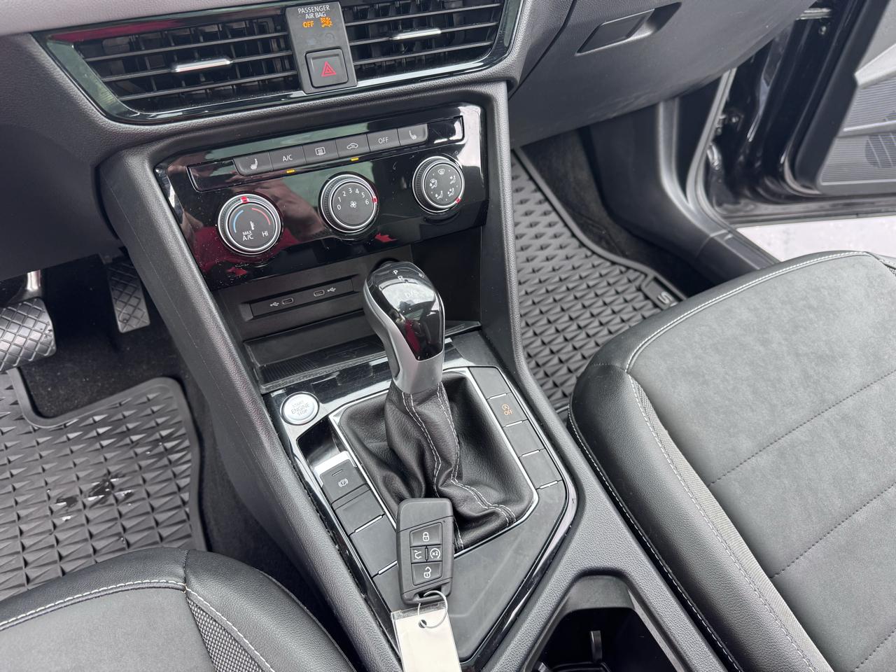 Volkswagen Taos SE FWD 2023