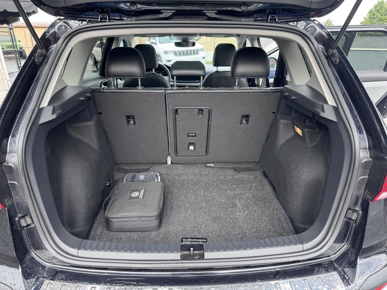 Volkswagen Taos SE FWD 2023