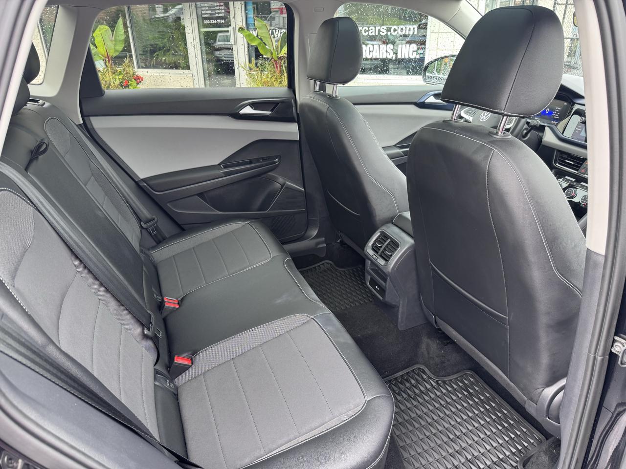 Volkswagen Taos SE FWD 2023