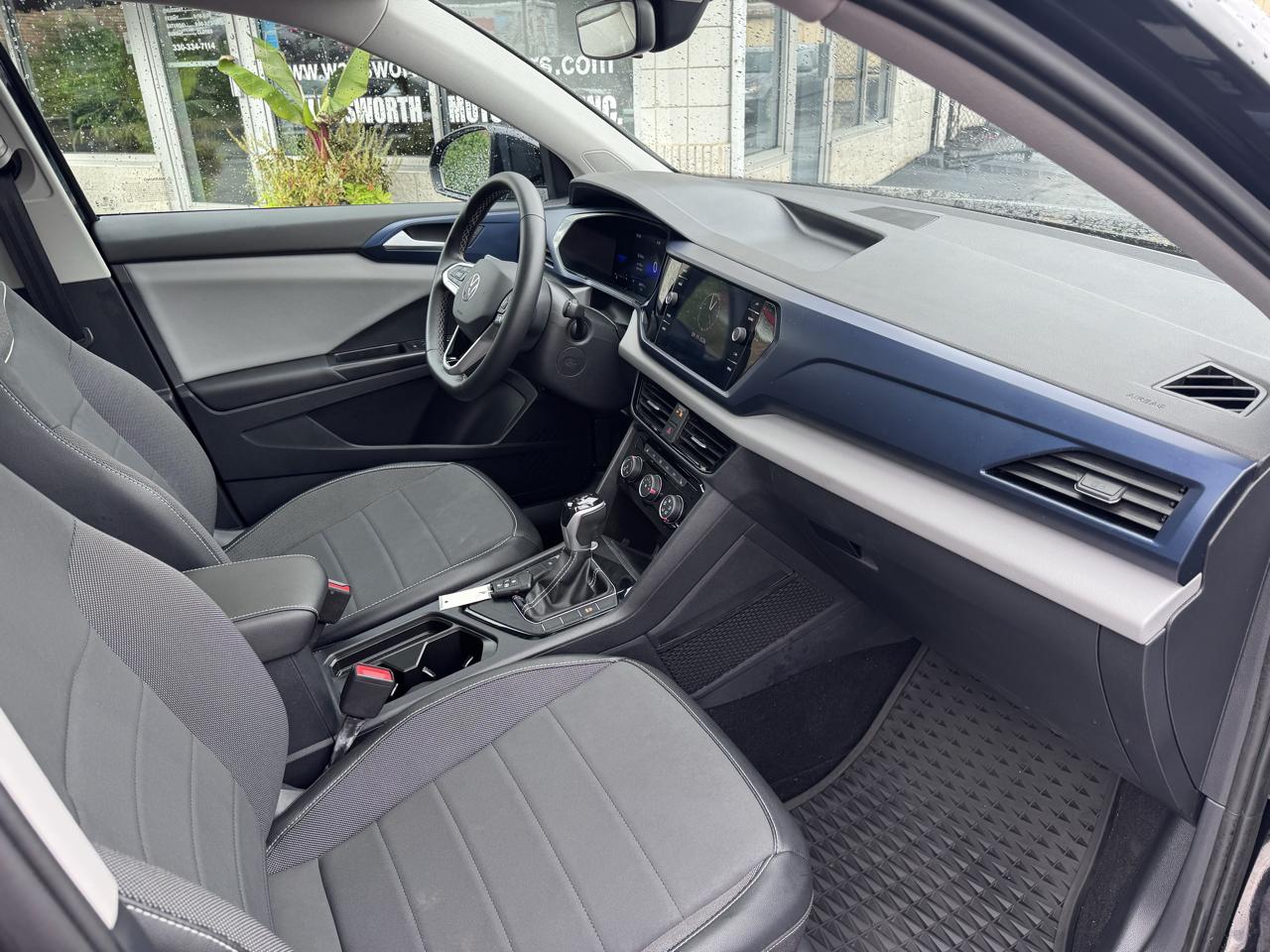 Volkswagen Taos SE FWD 2023