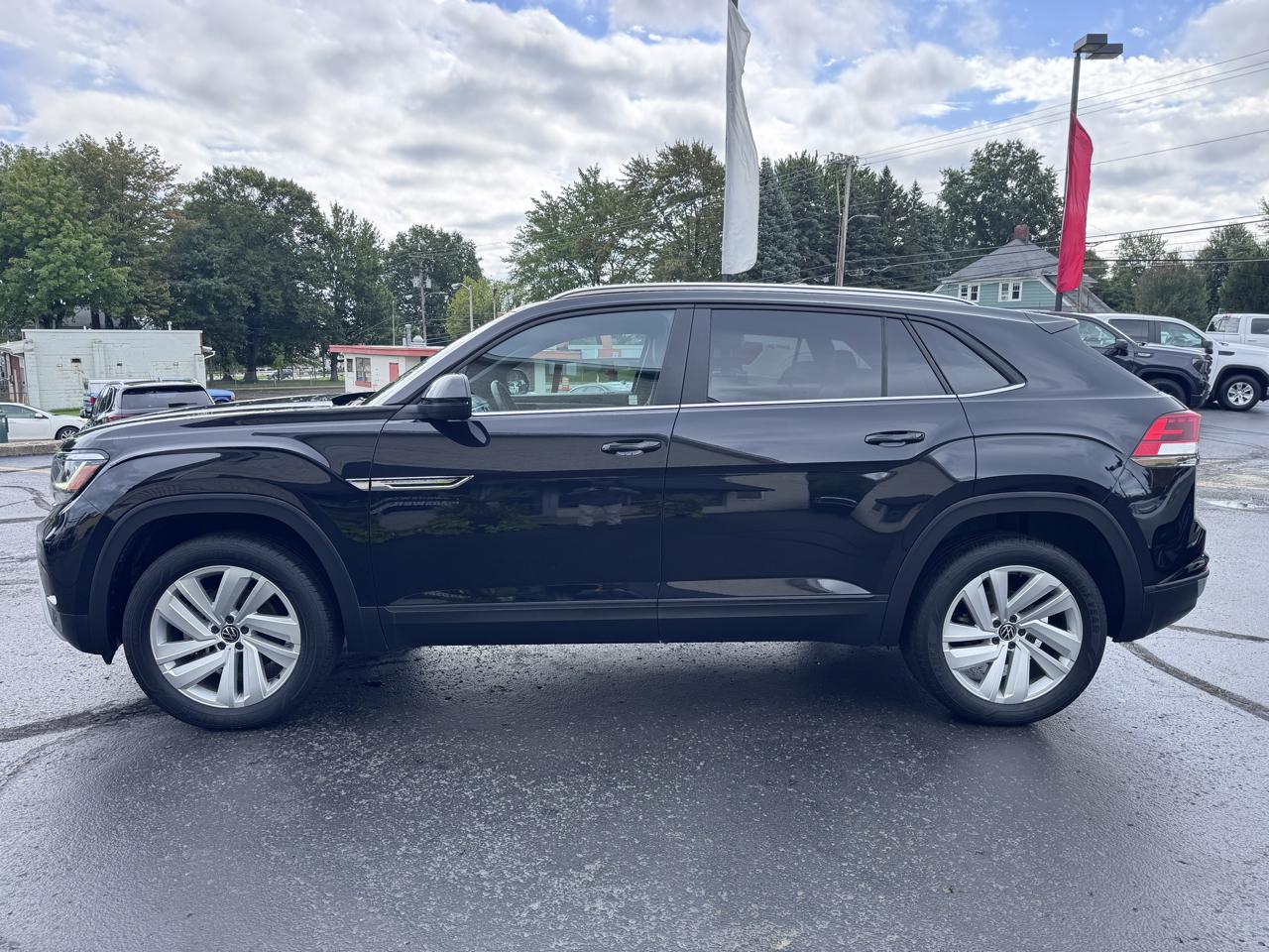 Volkswagen Atlas Cross Sport 2.0T SE w/Technology 4MOTION 2023
