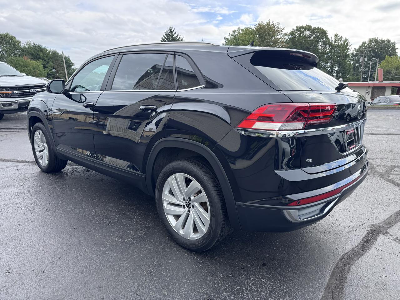 Volkswagen Atlas Cross Sport 2.0T SE w/Technology 4MOTION 2023