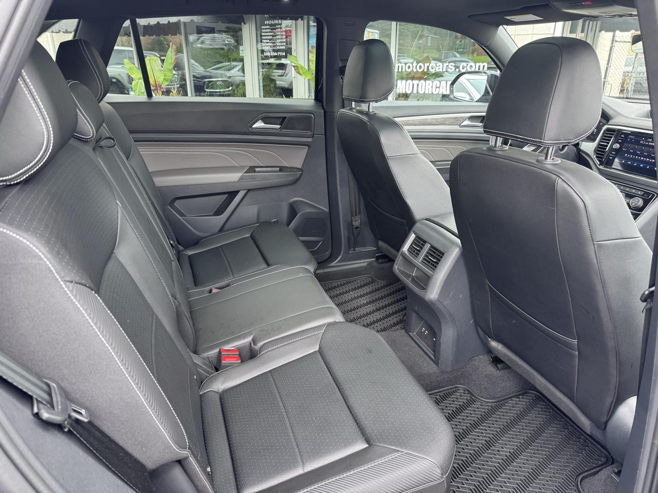 Volkswagen Atlas Cross Sport 2.0T SE w/Technology 4MOTION 2023
