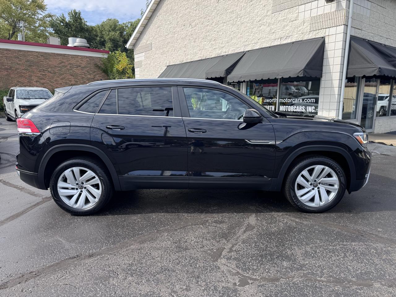 Volkswagen Atlas Cross Sport 2.0T SE w/Technology 4MOTION 2023