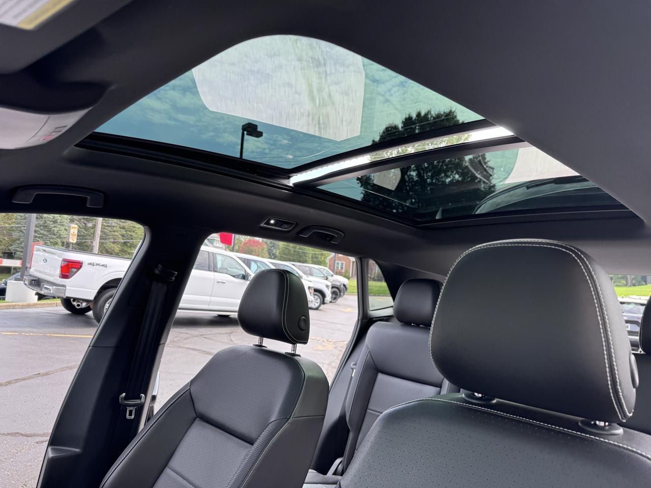 Volkswagen Atlas Cross Sport 2.0T SE w/Technology 4MOTION 2023