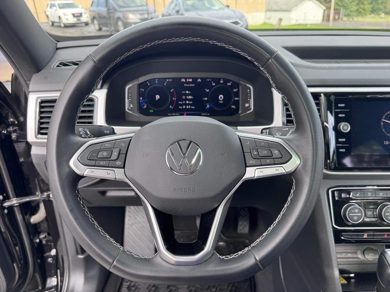 Volkswagen Atlas Cross Sport 2.0T SE w/Technology 4MOTION 2023