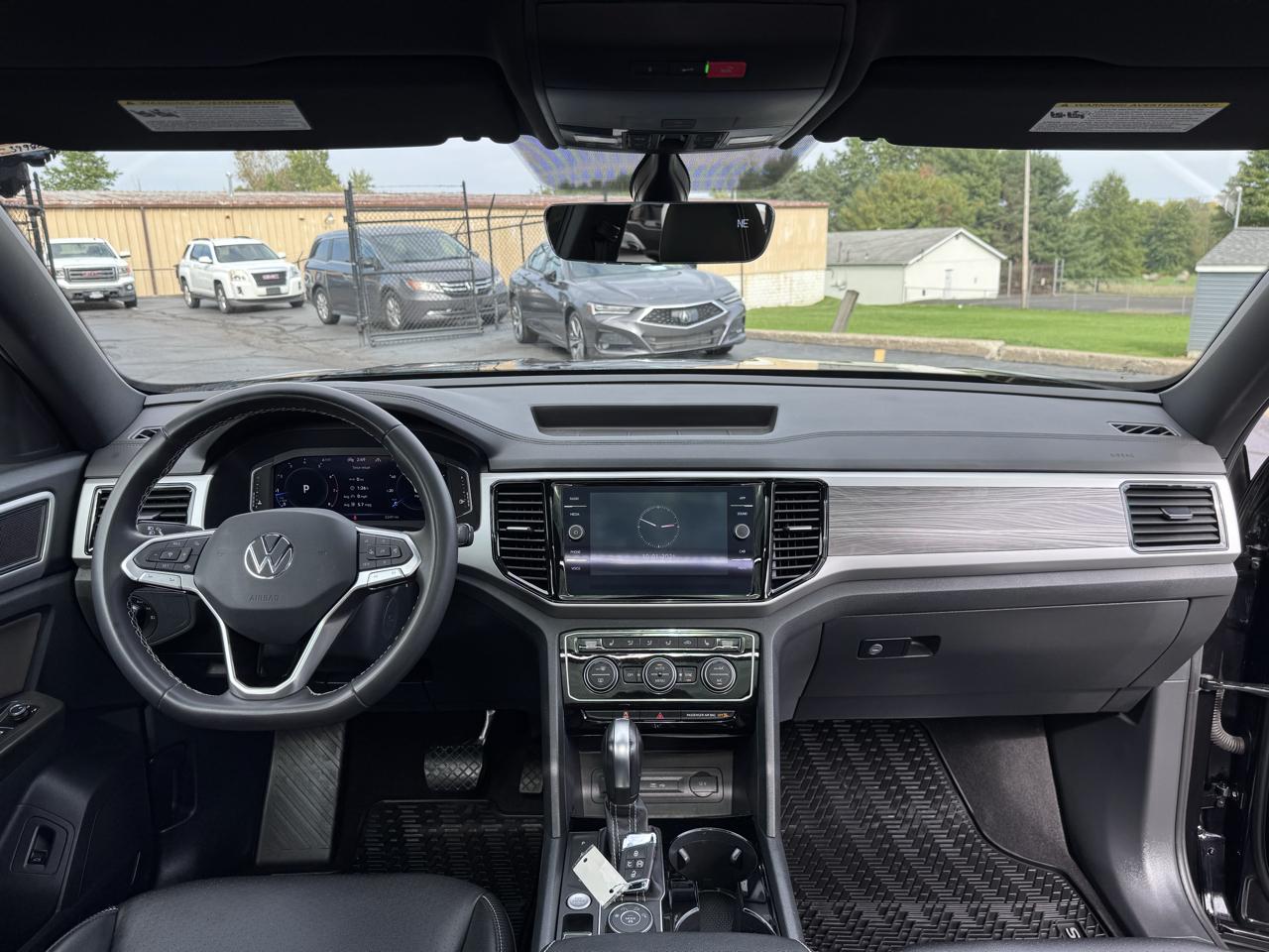 Volkswagen Atlas Cross Sport 2.0T SE w/Technology 4MOTION 2023