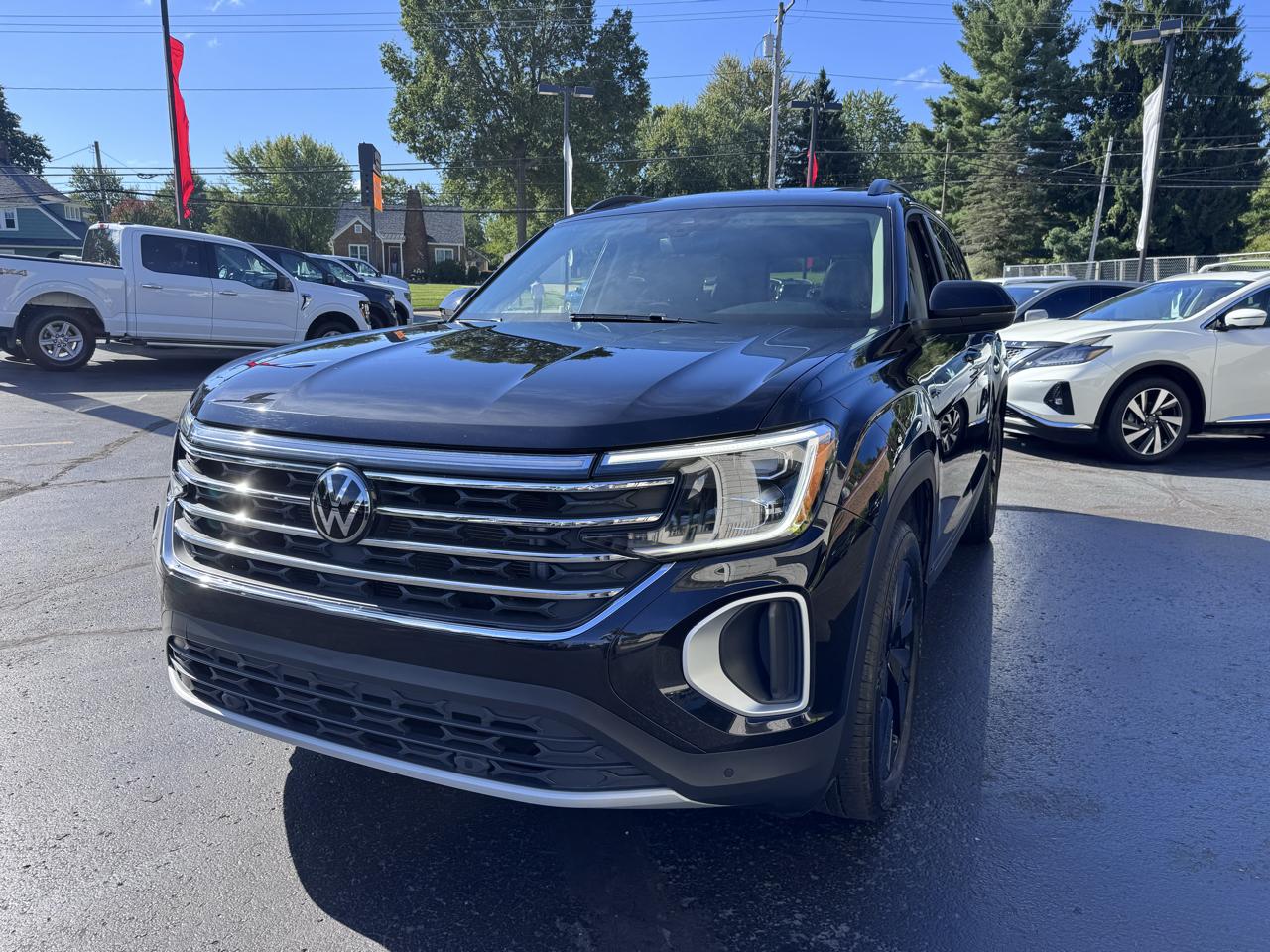Volkswagen Atlas 2.0T SE w/Technology 4MOTION 2025