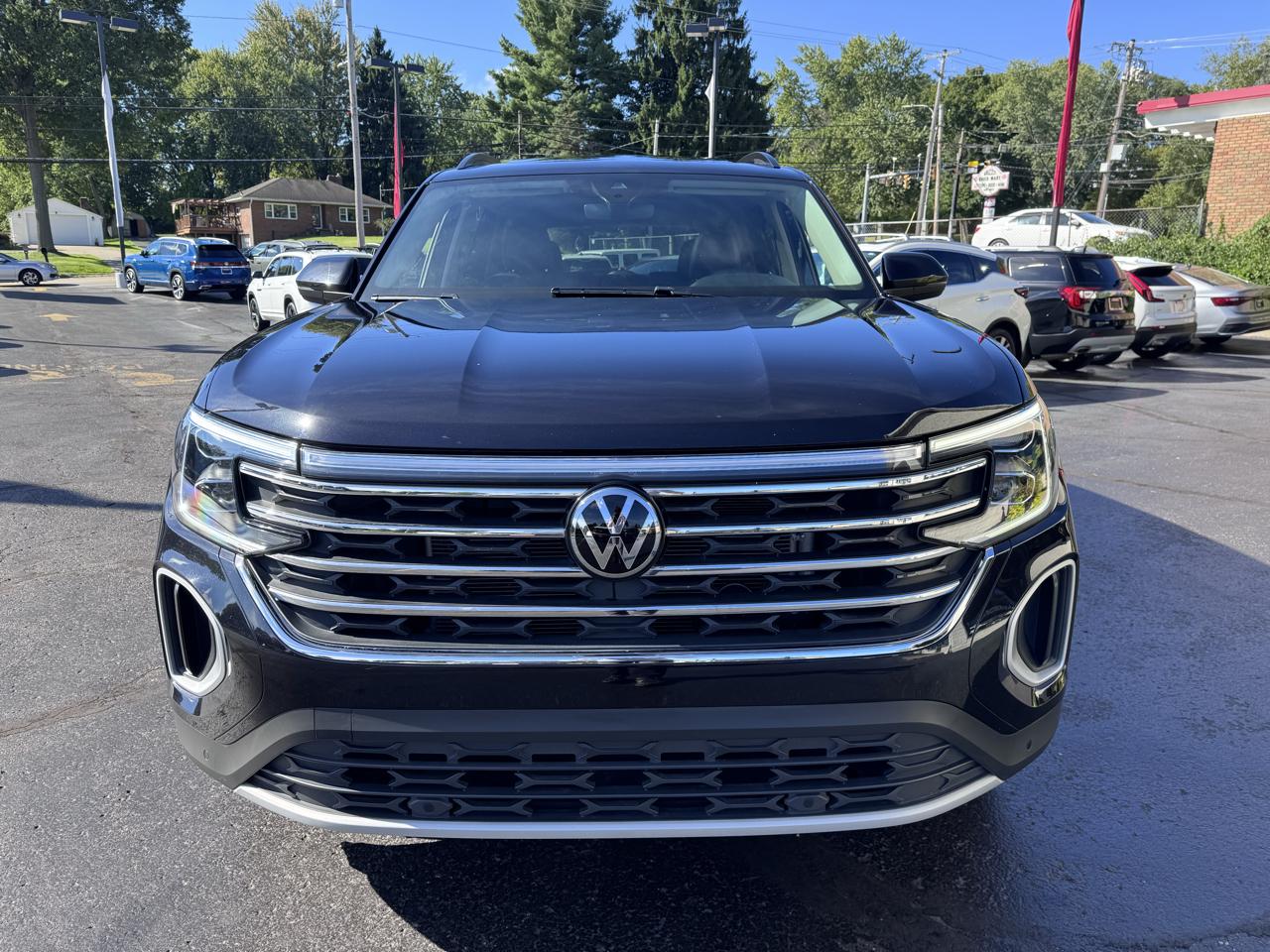 Volkswagen Atlas 2.0T SE w/Technology 4MOTION 2025