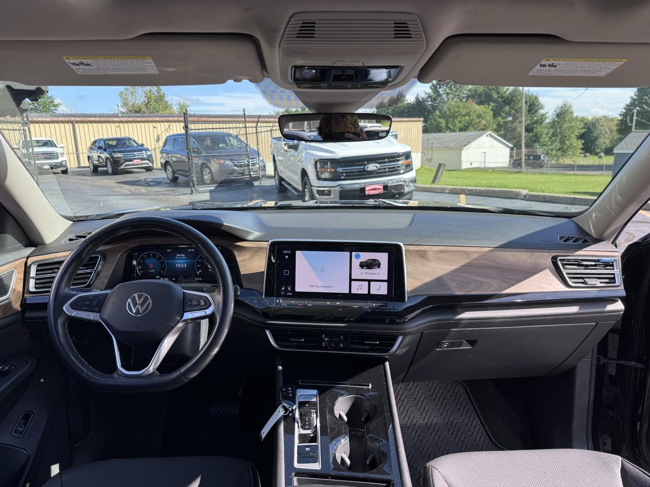 Volkswagen Atlas 2.0T SE w/Technology 4MOTION 2025