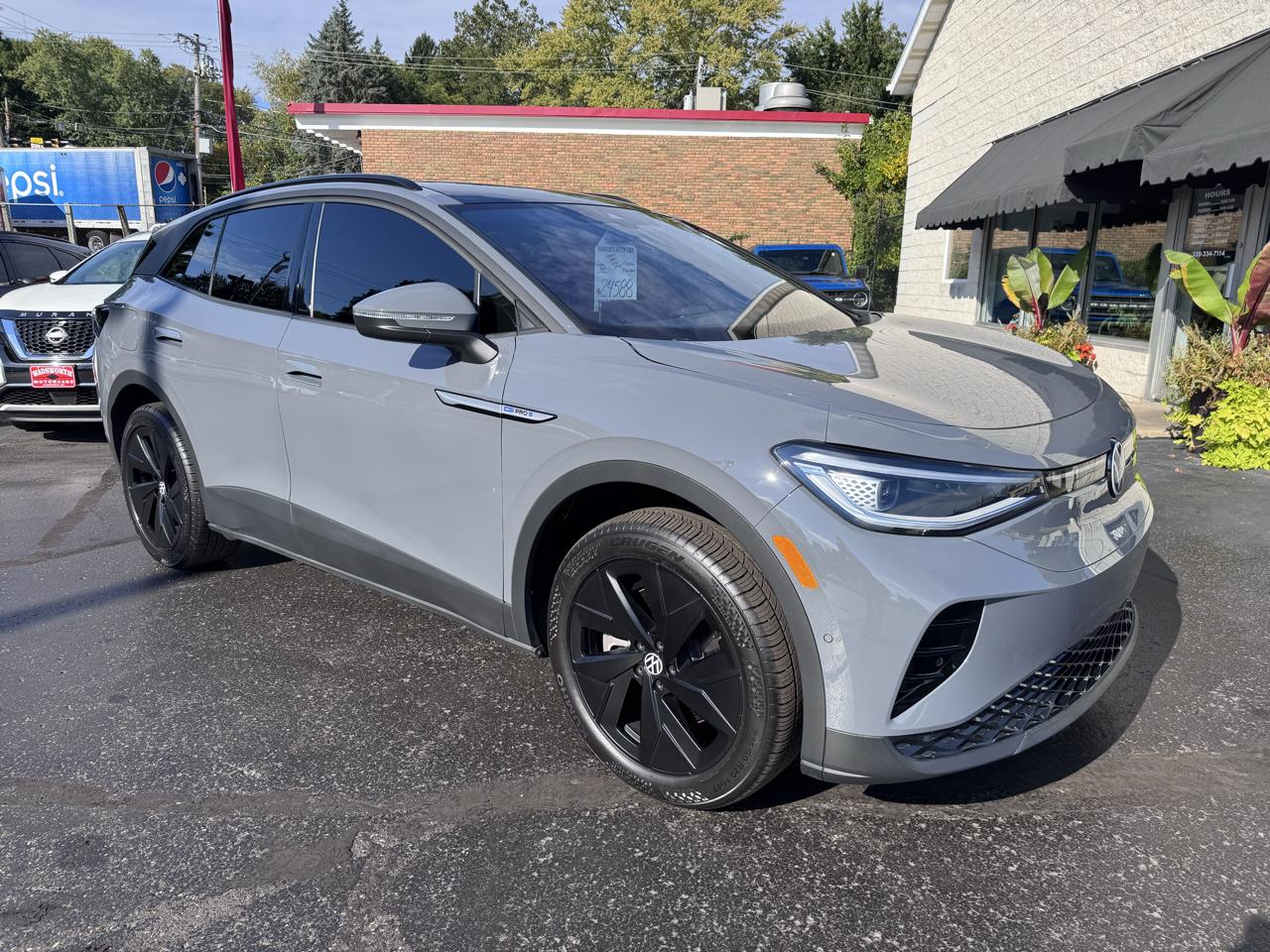 Volkswagen ID.4 Pro S AWD w/SK On Battery 2023