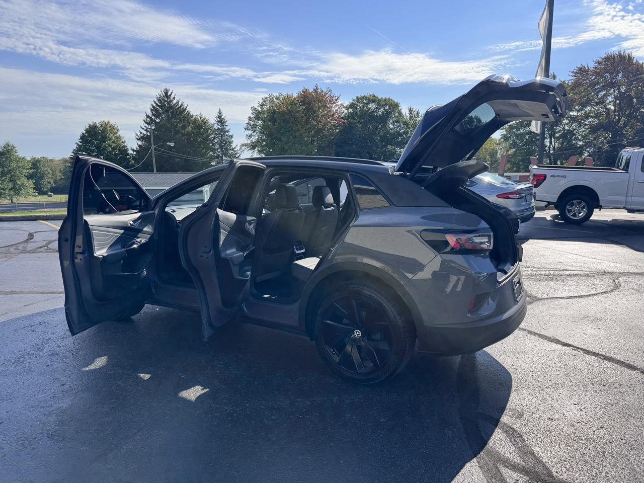 Volkswagen ID.4 Pro S AWD w/SK On Battery 2023