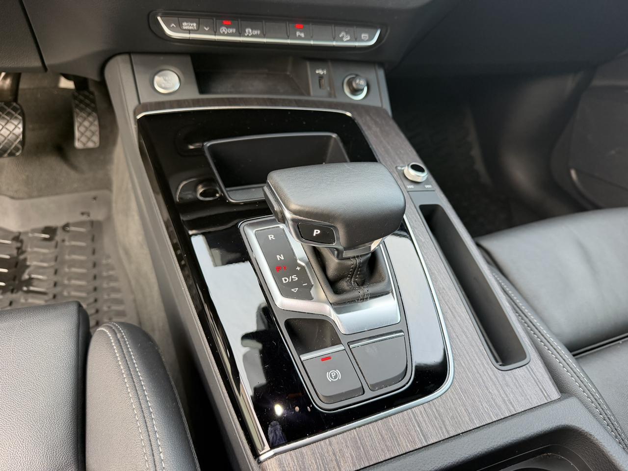 Audi Q5 Sportback S line Premium 45 TFSI quattro 2024