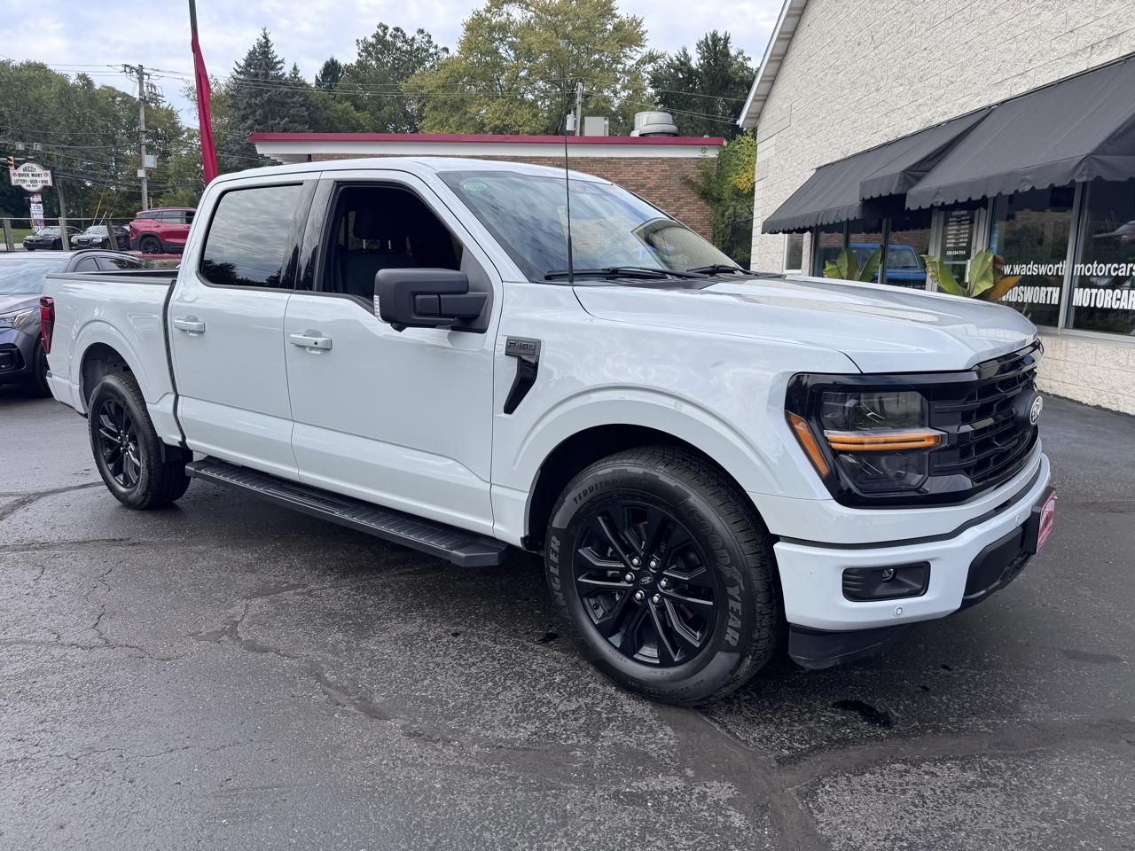 Ford F-150 XLT 2WD SuperCrew 5.5' Box 2024