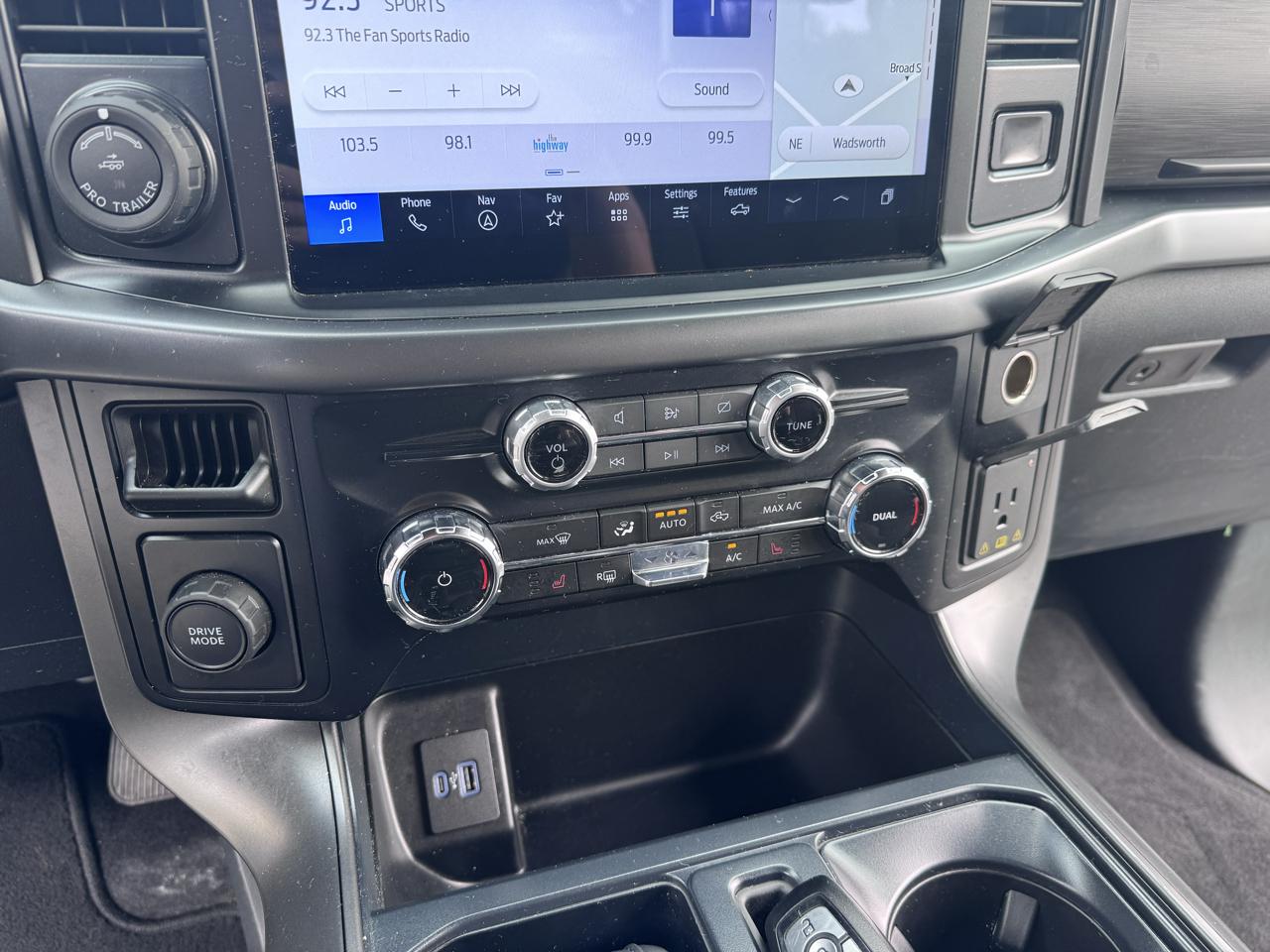 Ford F-150 XLT 2WD SuperCrew 5.5' Box 2024