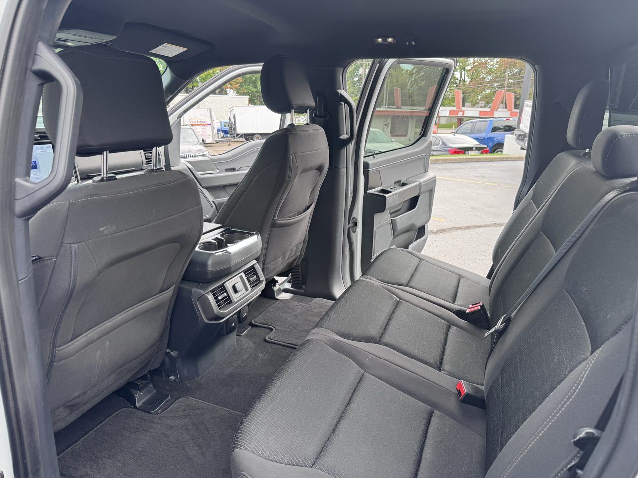 Ford F-150 XLT 2WD SuperCrew 5.5' Box 2024