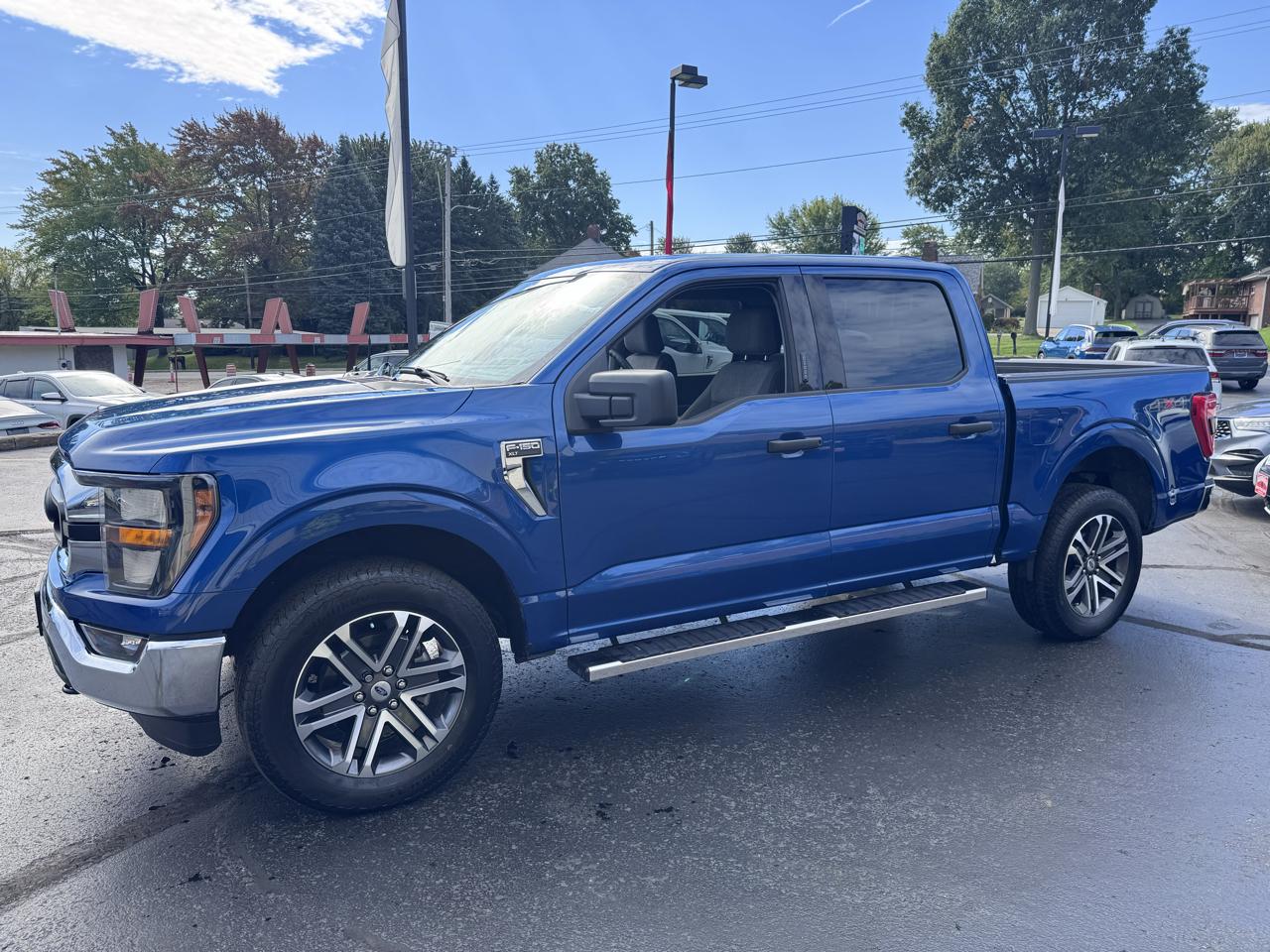 Ford F-150 XLT SuperCrew 5.5-ft. Bed 4WD 2023
