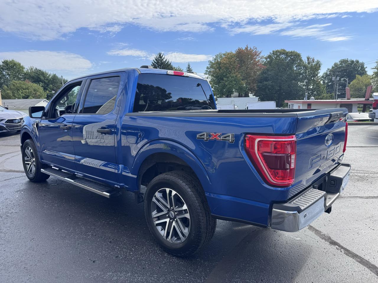 Ford F-150 XLT SuperCrew 5.5-ft. Bed 4WD 2023
