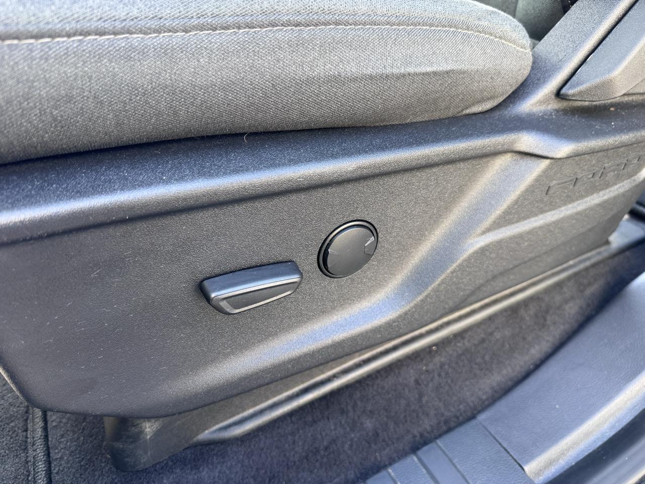 Ford F-150 XLT SuperCrew 5.5-ft. Bed 4WD 2023
