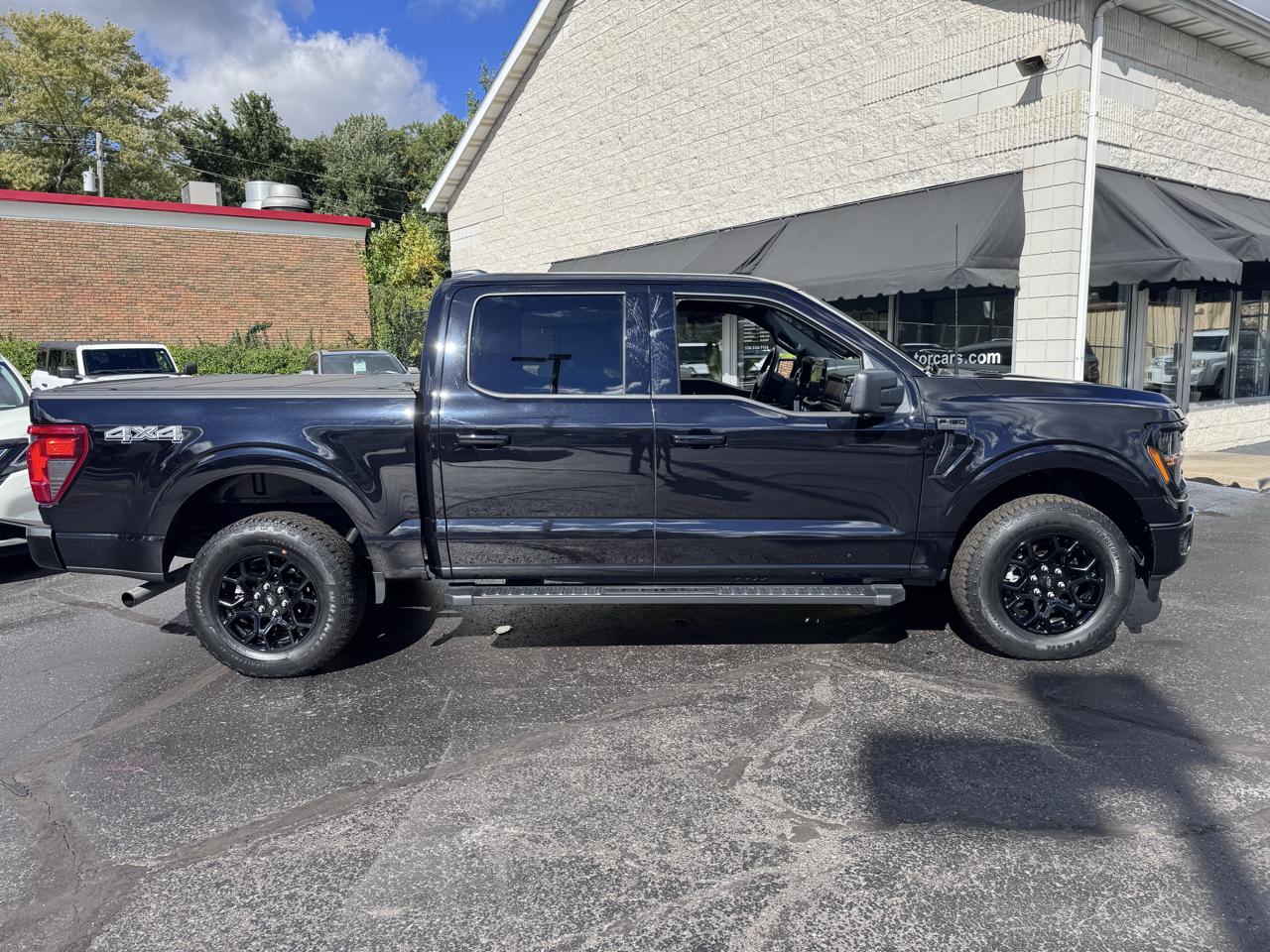 Ford F-150 XLT SuperCrew 5.5-ft. Bed 4WD 2024
