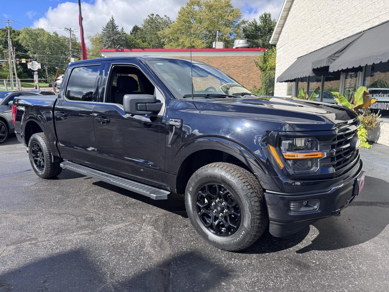 Ford F-150 XLT SuperCrew 5.5-ft. Bed 4WD 2024
