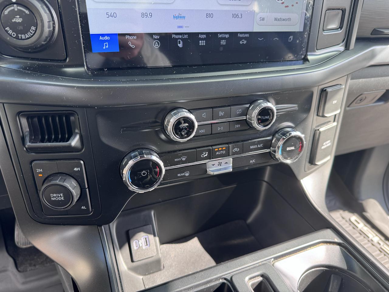 Ford F-150 XLT SuperCrew 5.5-ft. Bed 4WD 2024