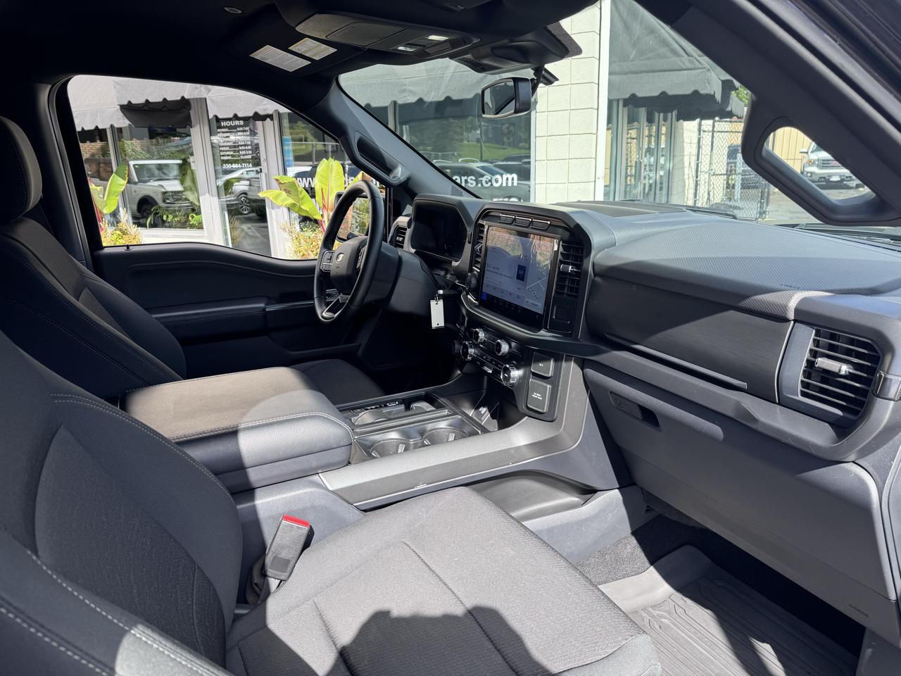 Ford F-150 XLT SuperCrew 5.5-ft. Bed 4WD 2024