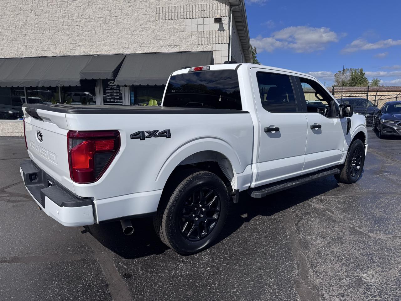 Ford F-150 STX 4WD SuperCrew 5.5' Box 2025