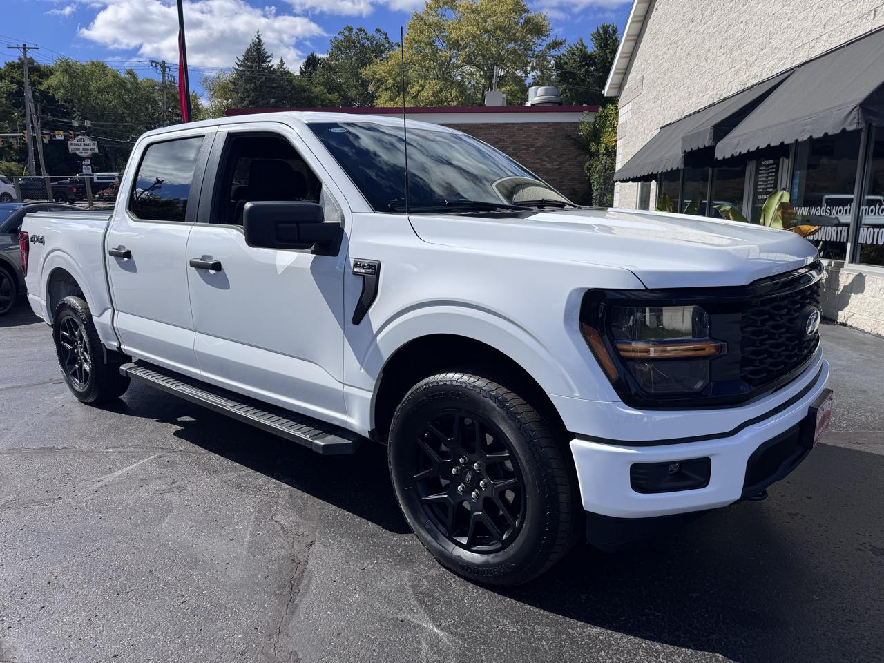 Ford F-150 STX 4WD SuperCrew 5.5' Box 2025